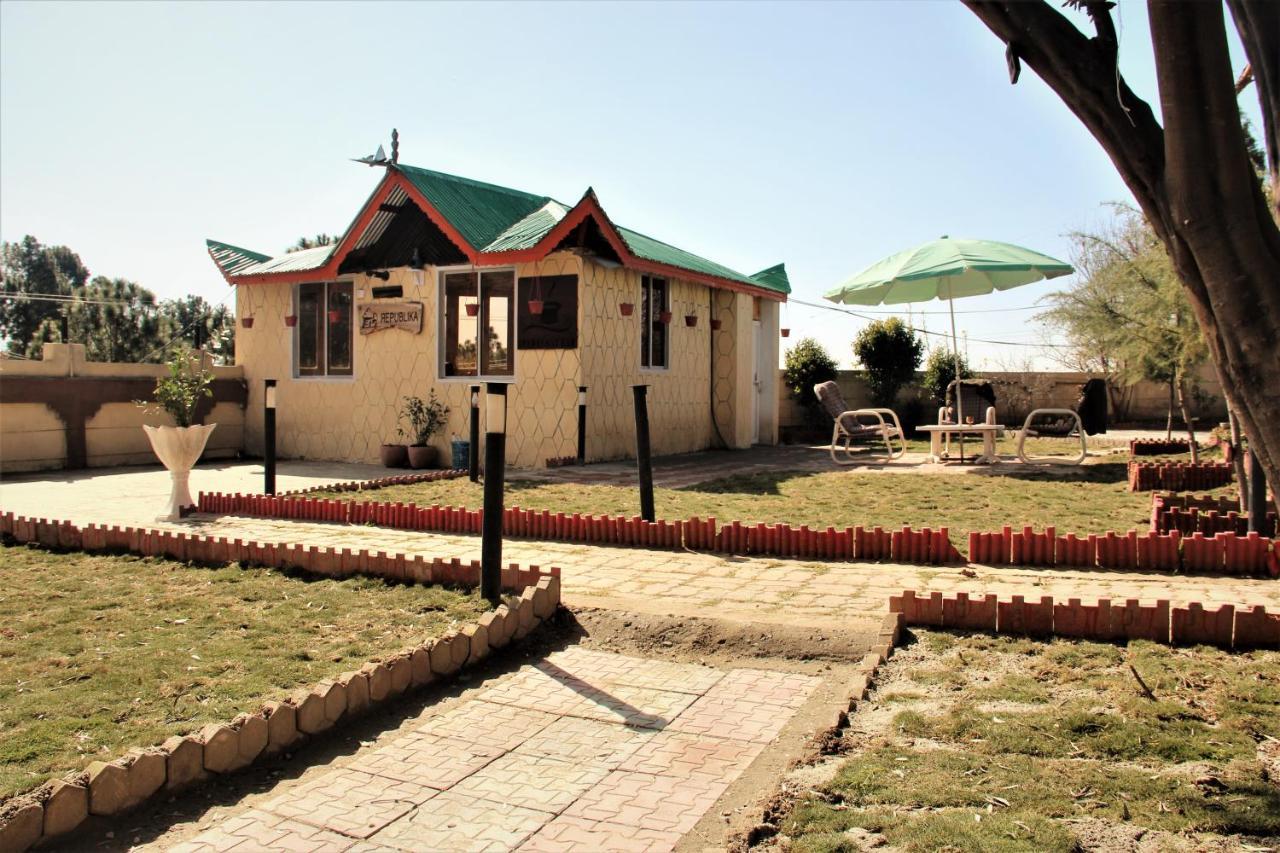 Republika Central Mansehra Dış mekan fotoğraf
